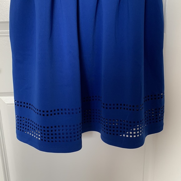 APT 9 Dress - Picture 4 of 7